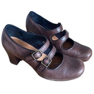 Clarks Artisan Women Passion Dark Brown Lea Leather Heel Shoes Size 8 1/2